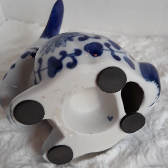 Ceramic Blue Chintzy Floral Bunny Rabbit Figurine - Picture 4 of 5